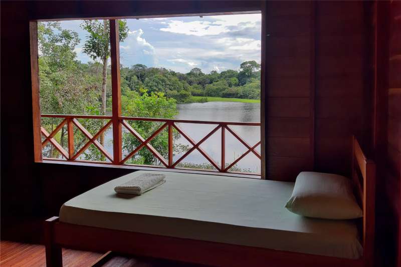 Foto da estrutura da pousada Amazon Peacock